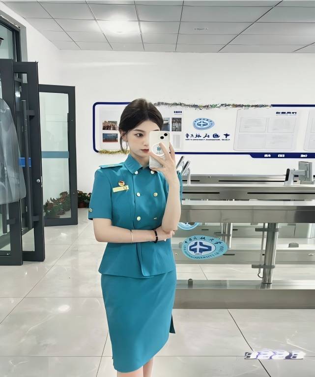 免费观看已满十八岁电视剧美国,最新手机在线电影